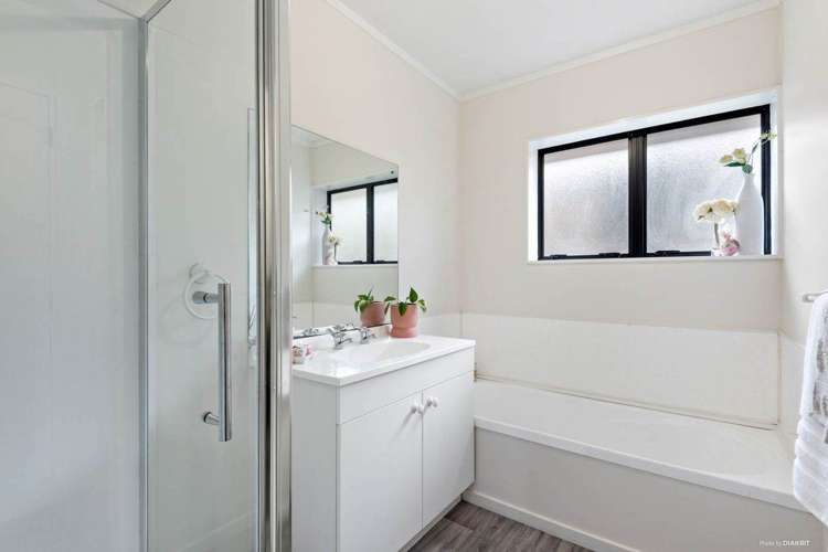 6/453 Richardson Road Mt Roskill_6