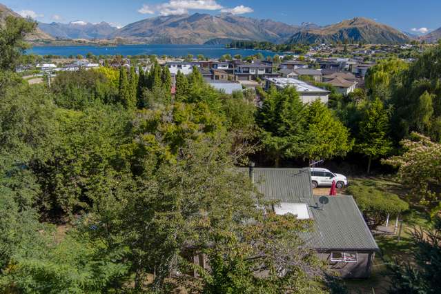 A Rare Gem in Downtown Wanaka