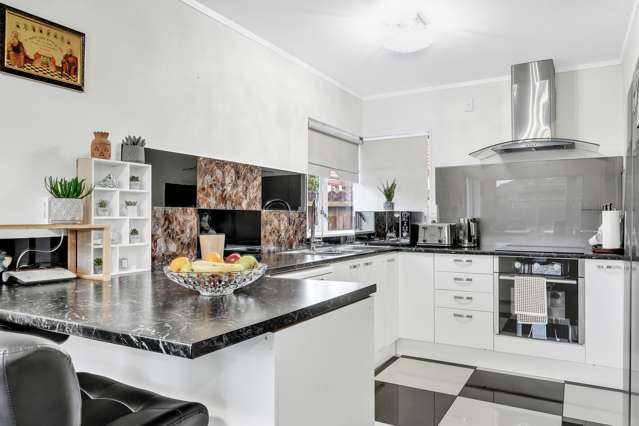 30 Sheriff Place Randwick Park_4