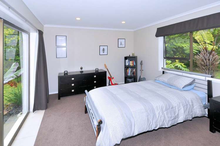 26 Summit Drive Torbay_10