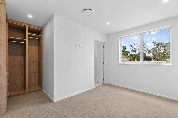 1/11 Tamihana Avenue Fairfield_12