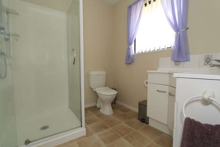 14 Rembrandt Drive Rolleston_11