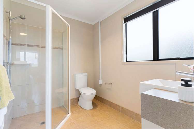 20 Toroa Street Torbay_17