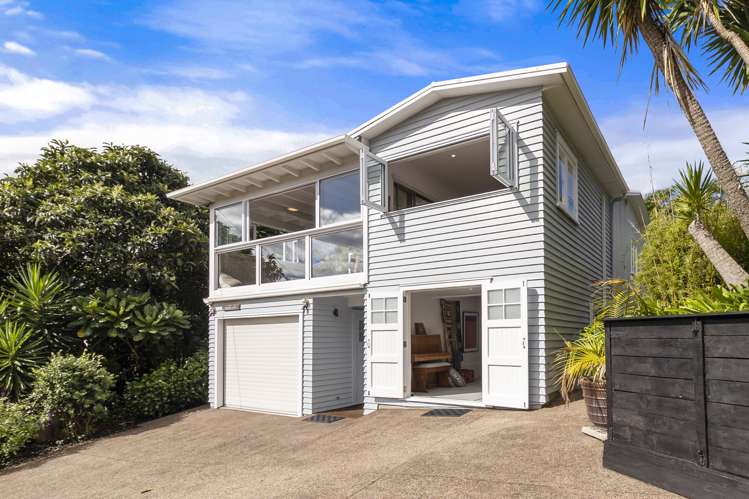 64 Wharf Road Ostend_35