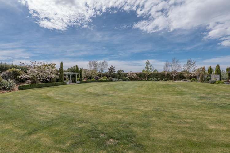 70 Stott Drive Darfield_20