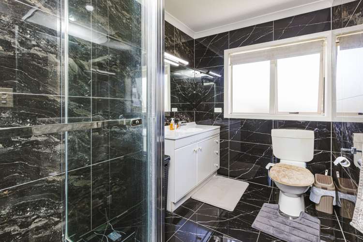 16 Rathmar Drive Manurewa_10