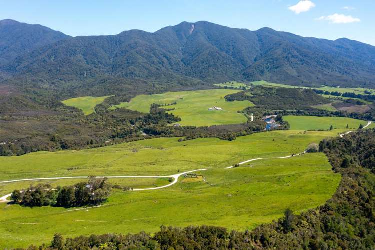 153 Quartz Range Road Bainham_28