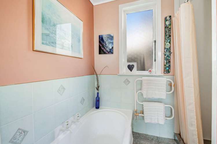 18 Kauri Road Stanmore Bay_18