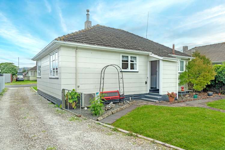 3 Miro Street Elgin_12