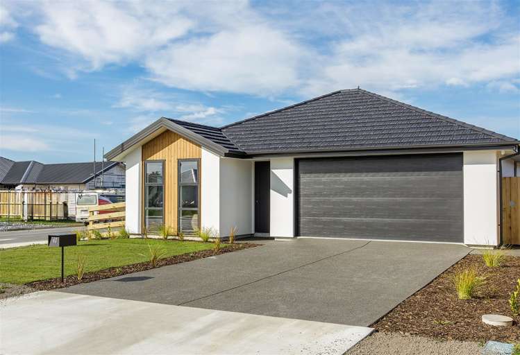 40 Crossley Avenue_0