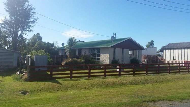 4 Queen Street Springfield_22