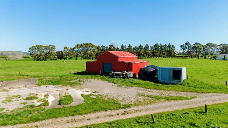 319 Waiau Road Onaero_11