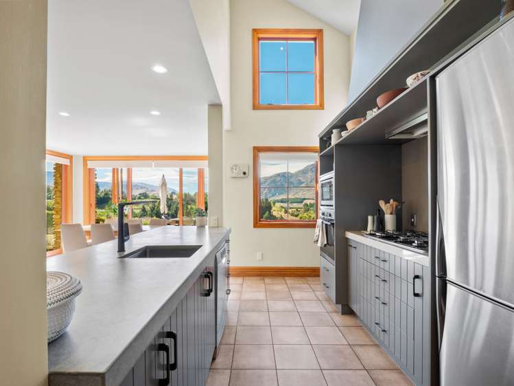 9 Sledmere Drive Lower Shotover_16