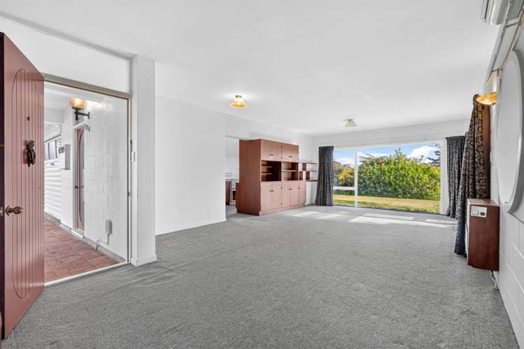 913 River Road Queenwood_32