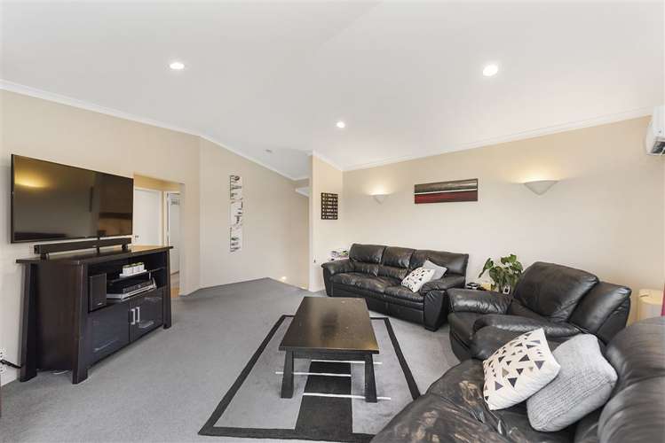 1 Farnborough Drive Nawton_7
