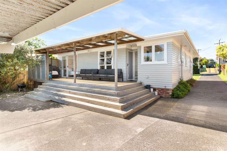 4 Mayburn Road Te Atatu Peninsula_19