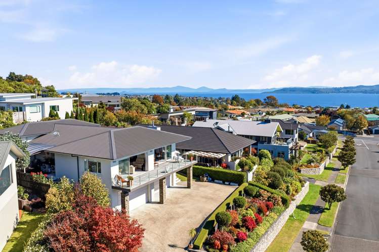 16 Botanical Heights Drive Waipahihi_17