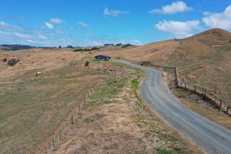 1075 Waingaro Road Glen Massey_2