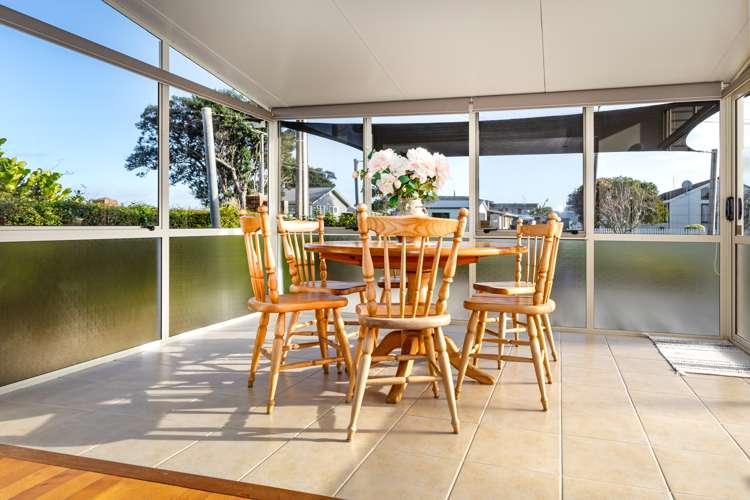 102 Robert Street Thames_10