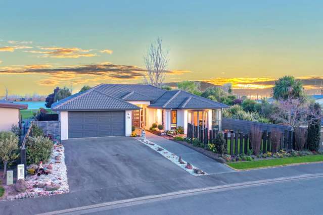 Lake Views, Lifestyle And Luxury