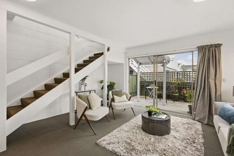 3/58 Brussels Street_5