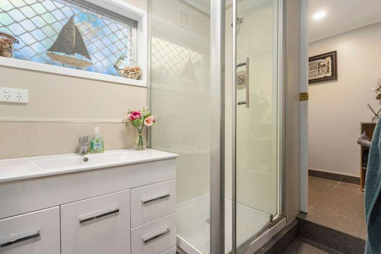 56 David Avenue Hillpark_19