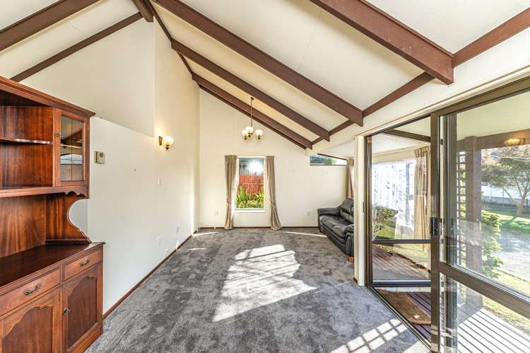 7 Milne Street Hunterville_5