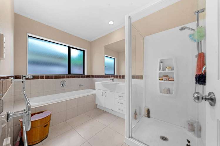 4 Pennygale Close Flat Bush_16