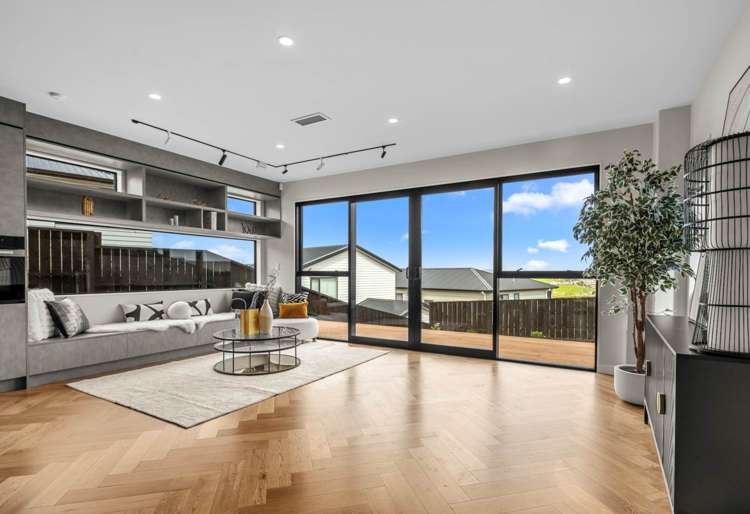 5 Pakirikiri Street Long Bay_9