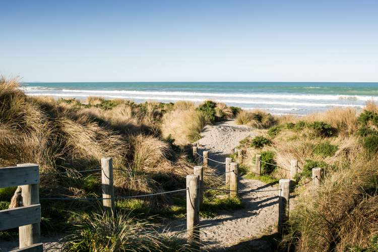 9 Lakeside Drive Pegasus_17