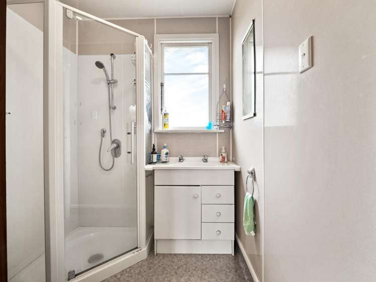 143 Main Road Fairfield_14