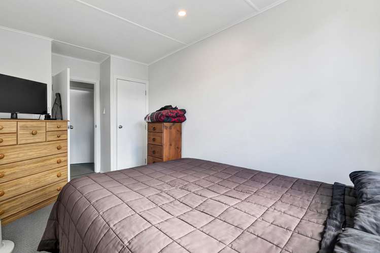 6 Malone Place Hawera_10