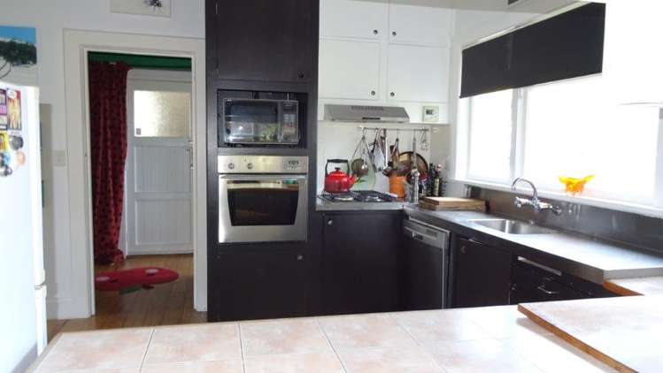 2 Leicester Street Picton_5