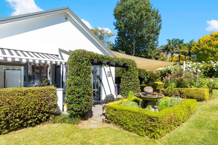 46 Grantston Drive Pyes Pa_10