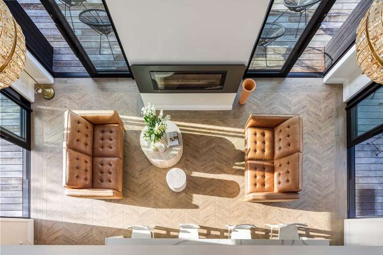 16 Long Road Waitakere_10