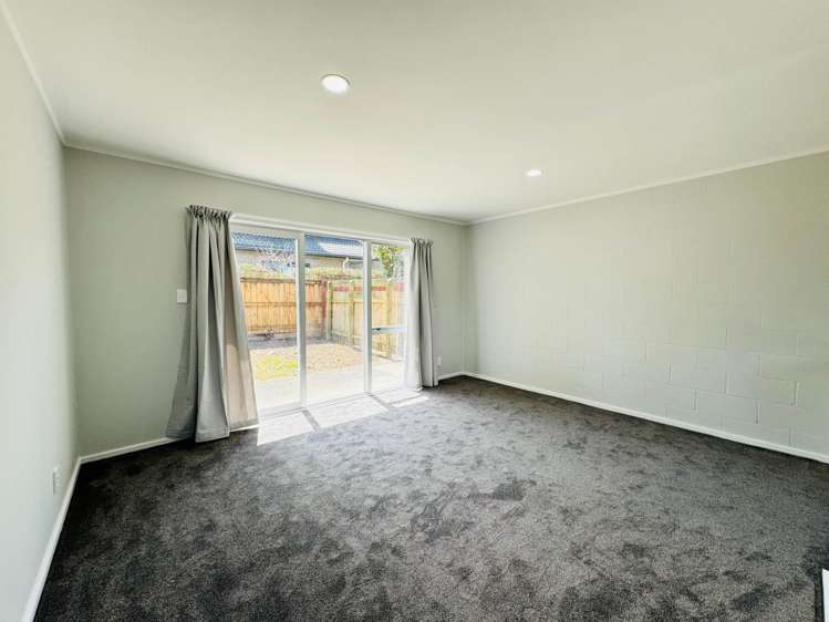 6/5 Deering Place Papatoetoe_1