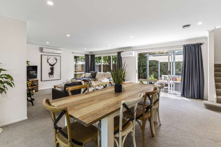 22 Bruce Pulman Drive Takanini_16