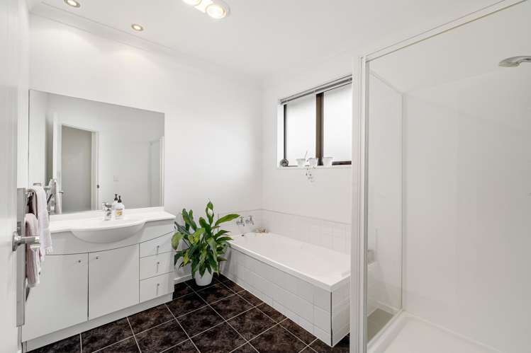 56 Broomfield Terrace Burwood_16