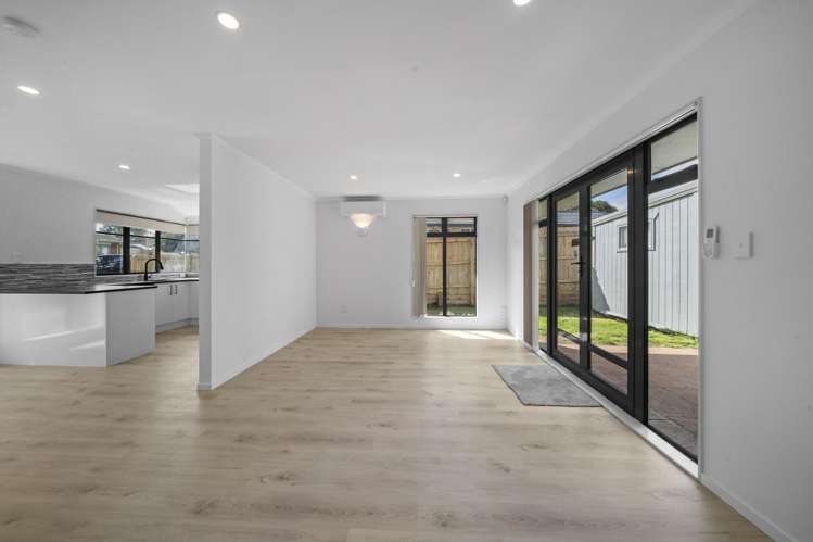 34 Bellville Drive Clendon Park_4