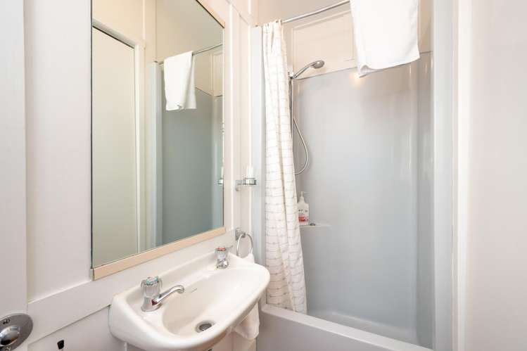 38 Kuku Street Te Awanga_10