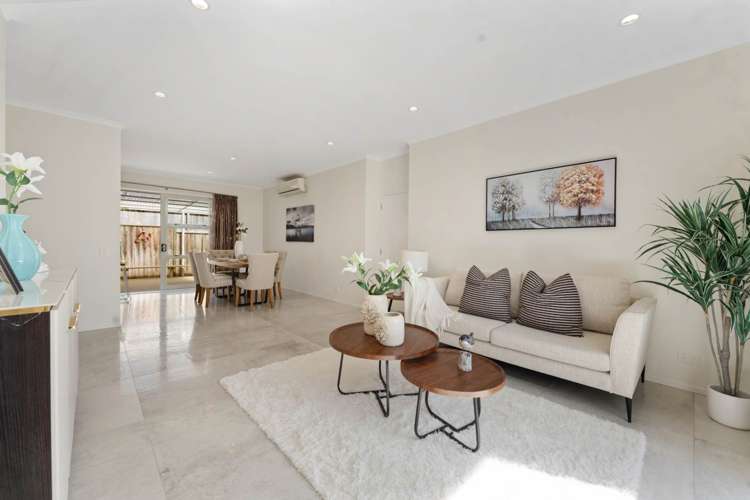 35 Mackay Drive Greenhithe_4