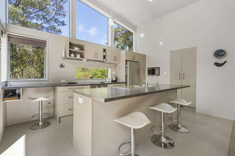 10 Beach Street Sandspit_14