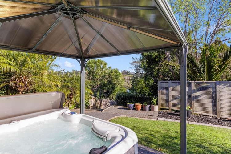 46 Blue Heron Rise Stanmore Bay_14