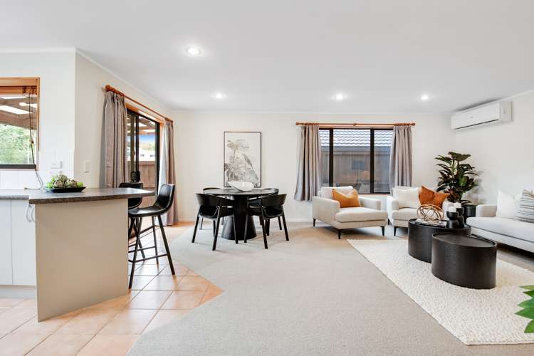 4 Red Hibiscus Road Stanmore Bay_8