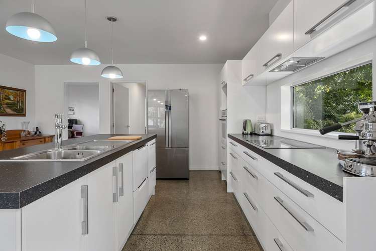 84 Dillons Point Road Islington_7