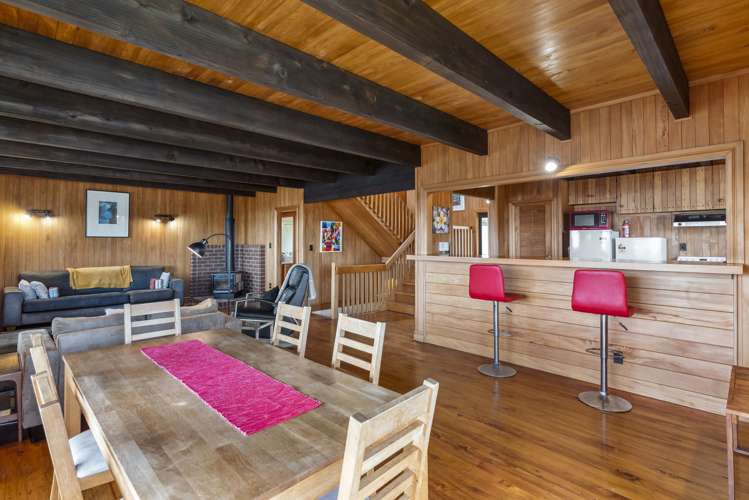 11 Waiheke Street Waikanae Beach_12