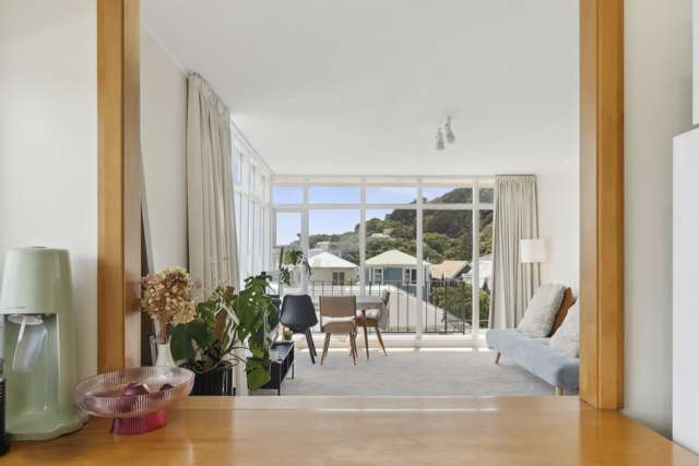 8/2 Scarborough Terrace Mount Victoria_3