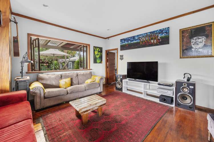 720 Kowhai Street Mahora_3