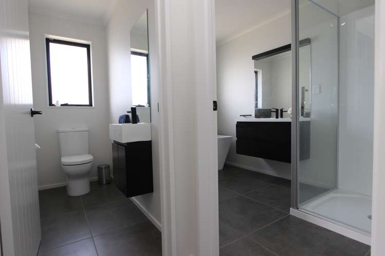 30 Catalina Crescent Burleigh_4