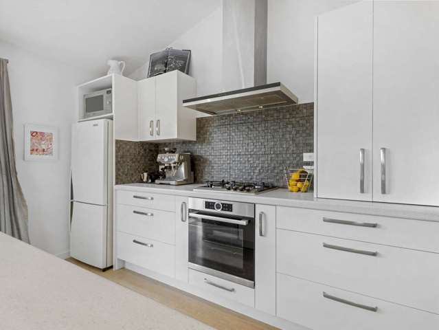 10 Gregory Grove Clive_4